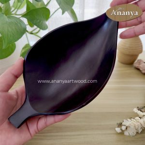 Alternative view of Artisan Bodhi Leaf Teak Wood Plate